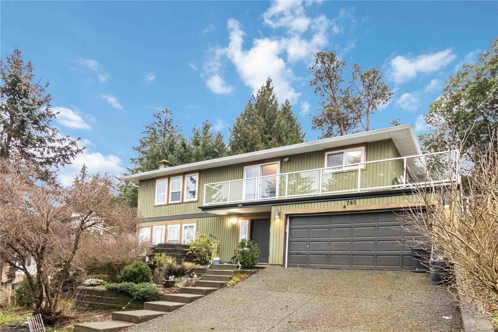 Colwood, BC V9B 5N7,785 Cecil Blogg Dr