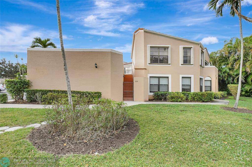 Boca Raton, FL 33433,6670 Villa Sonrisa Drive  #224