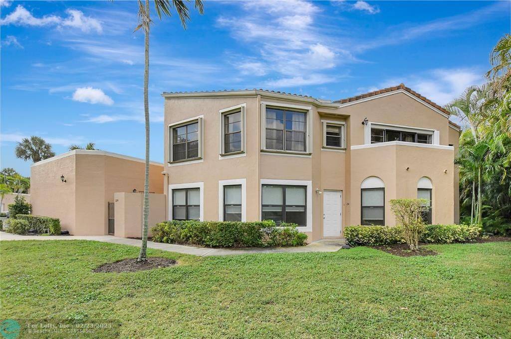 Boca Raton, FL 33433,6670 Villa Sonrisa Drive  #224