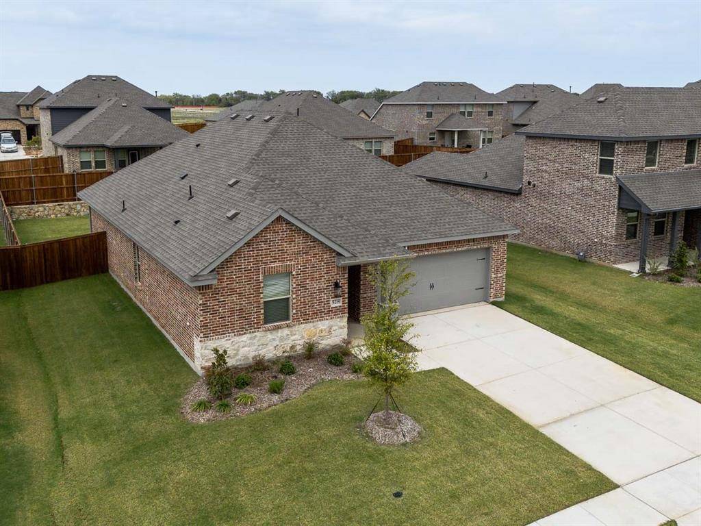 Van Alstyne, TX 75495,528 Brook View Drive