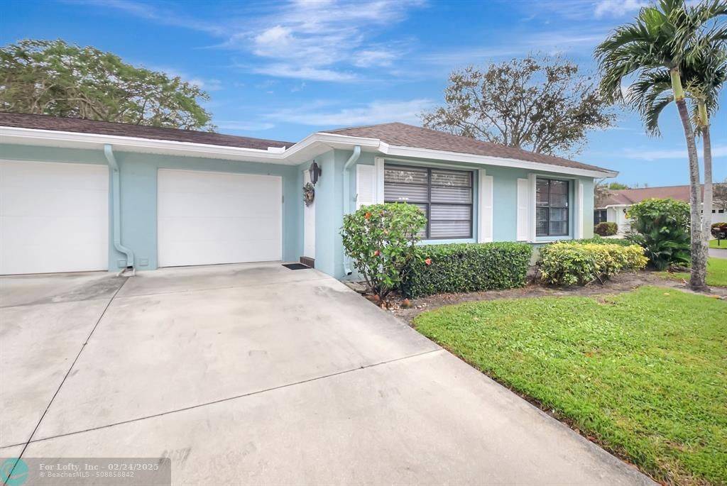 Boynton Beach, FL 33436,9800 Pecan Tree Drive  #B