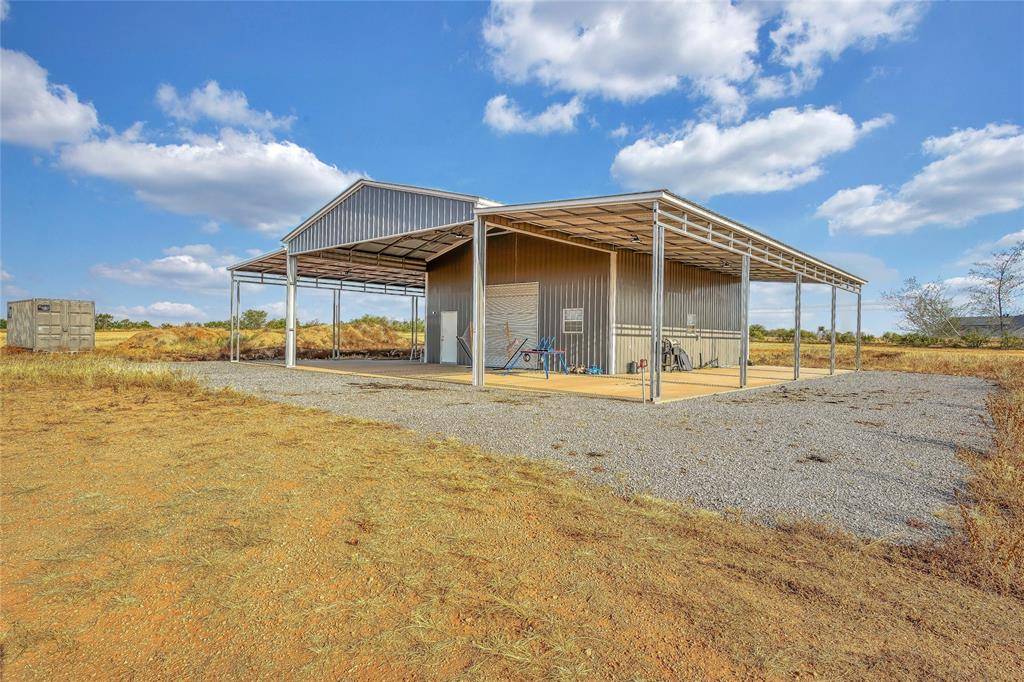 Childress, TX 79201,415 County Road 25