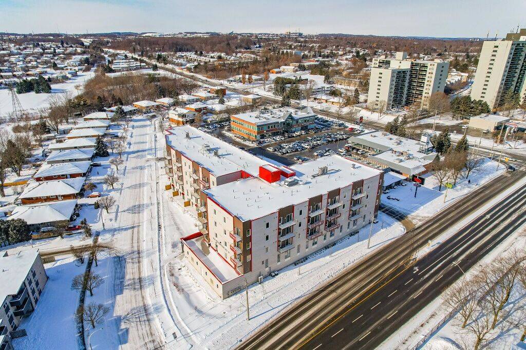 Kitchener, ON N2M 0C4,301 Westmount RD W #2