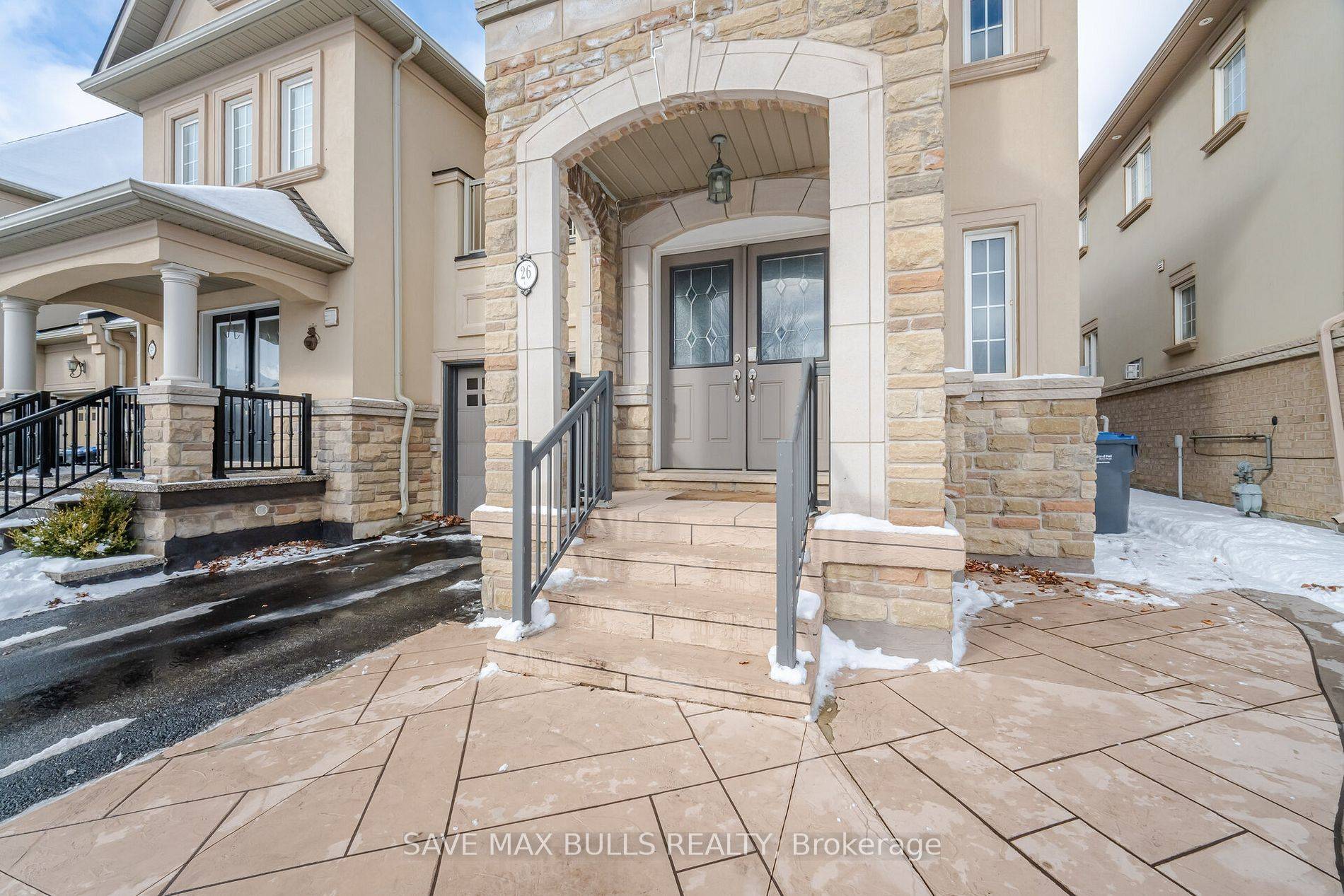 Brampton, ON L6X 0V3,26 Beachville CIR