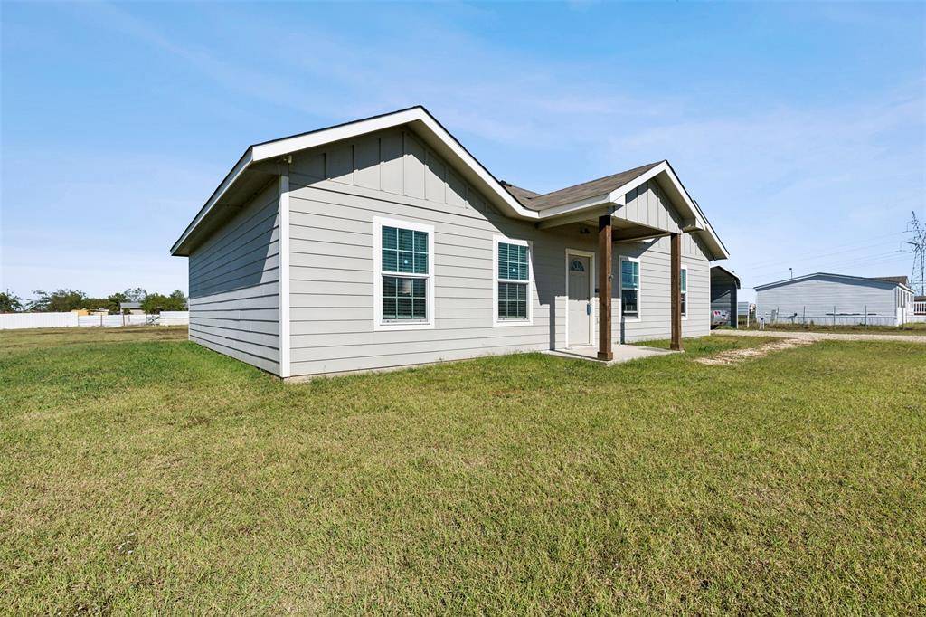 Joshua, TX 76058,3304 Chinaberry Lane