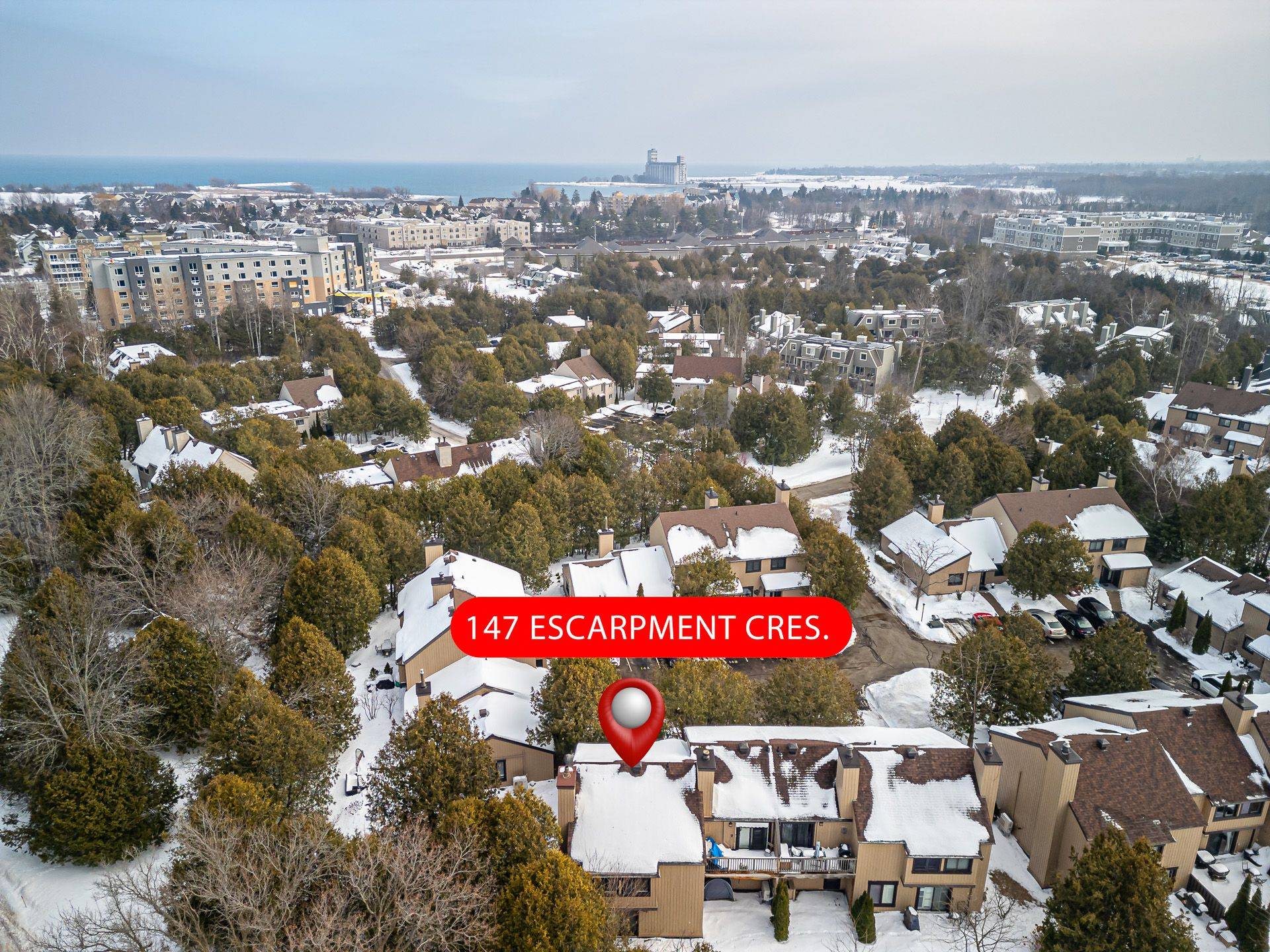 Collingwood, ON L9Y 5B4,147 Escarpment CRES #7