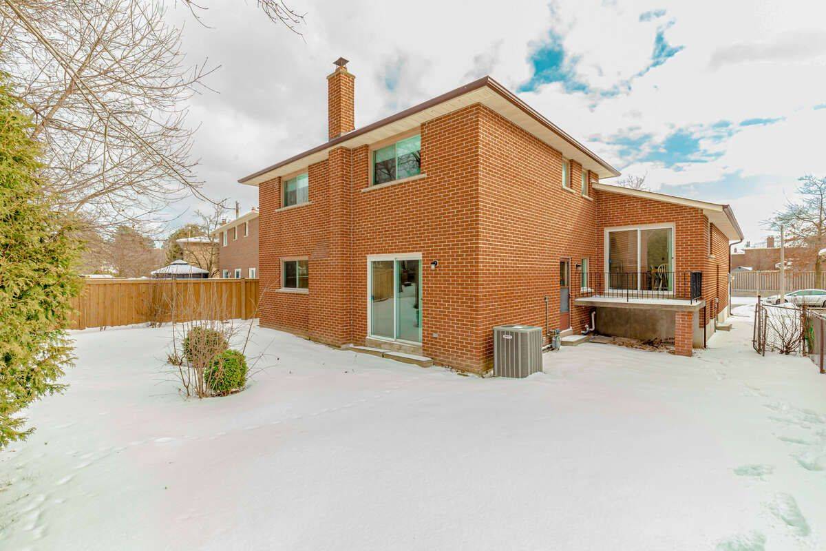 Brampton, ON L6S 3S4,7 Princeton TER