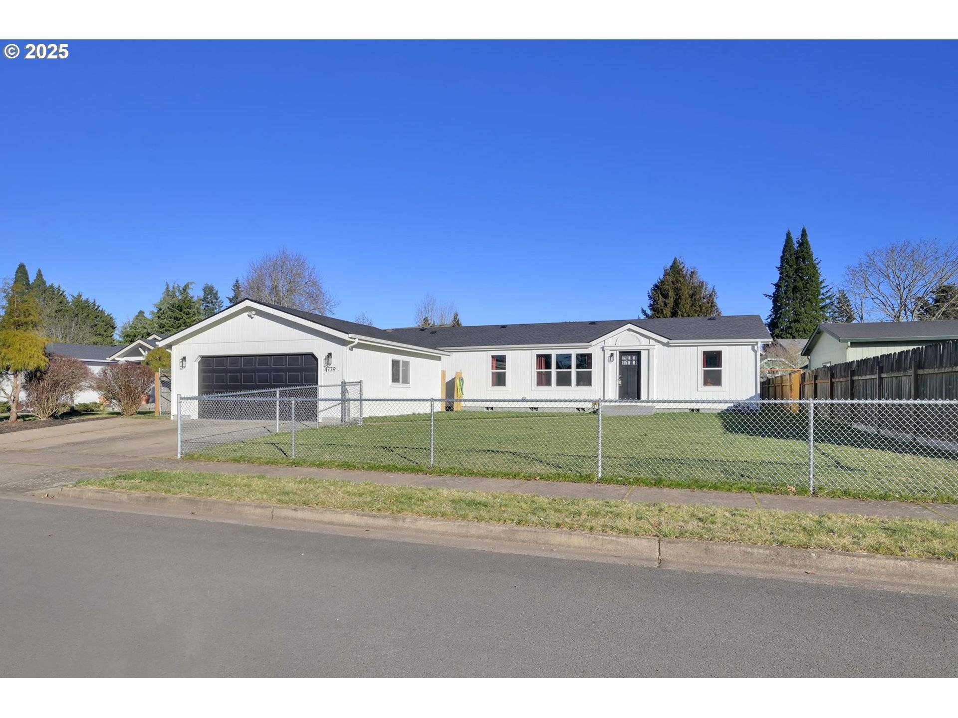 Eugene, OR 97404,4779 SEDONA DR