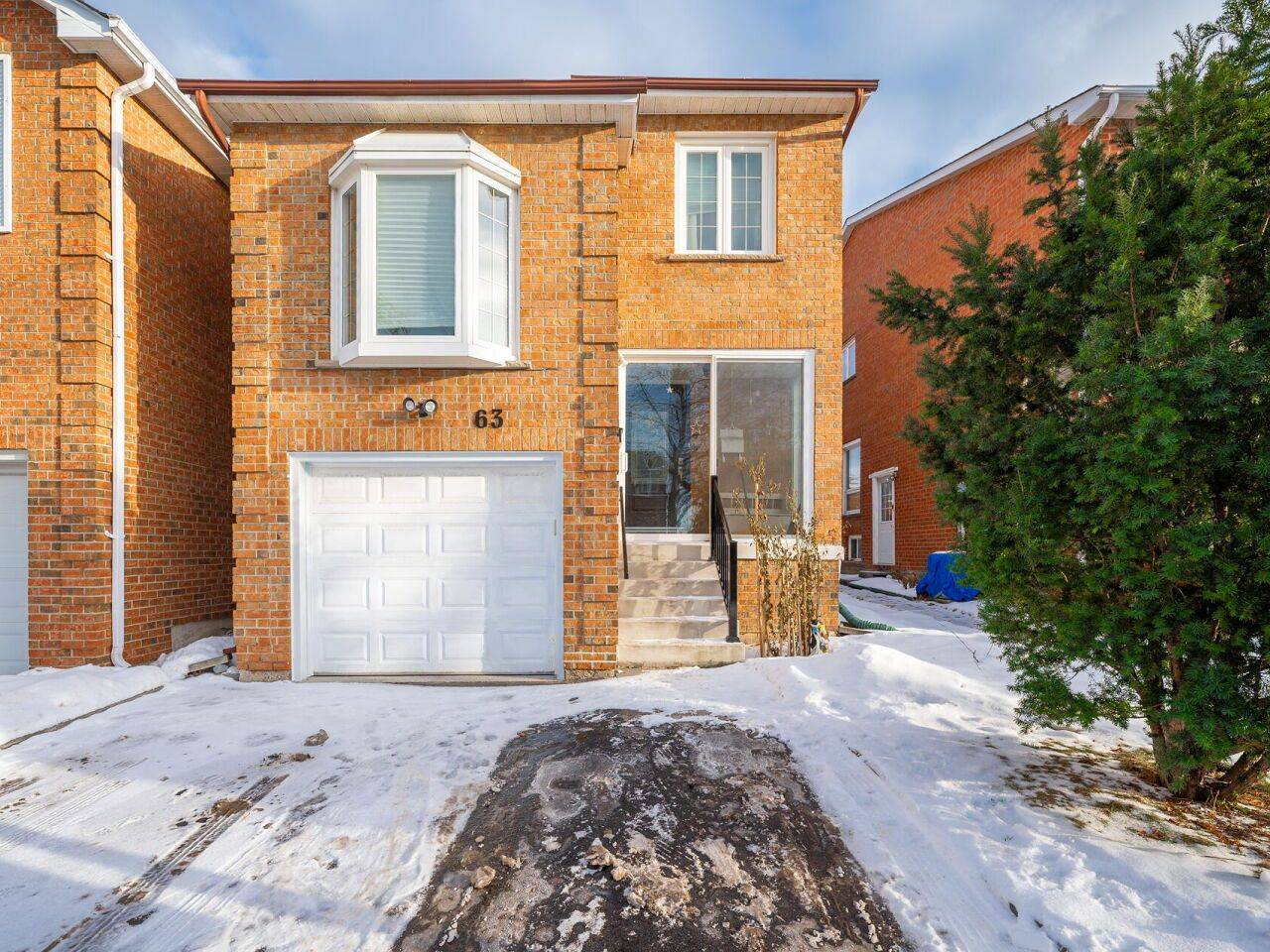 Vaughan, ON L4K 2B7,63 New Seabury DR