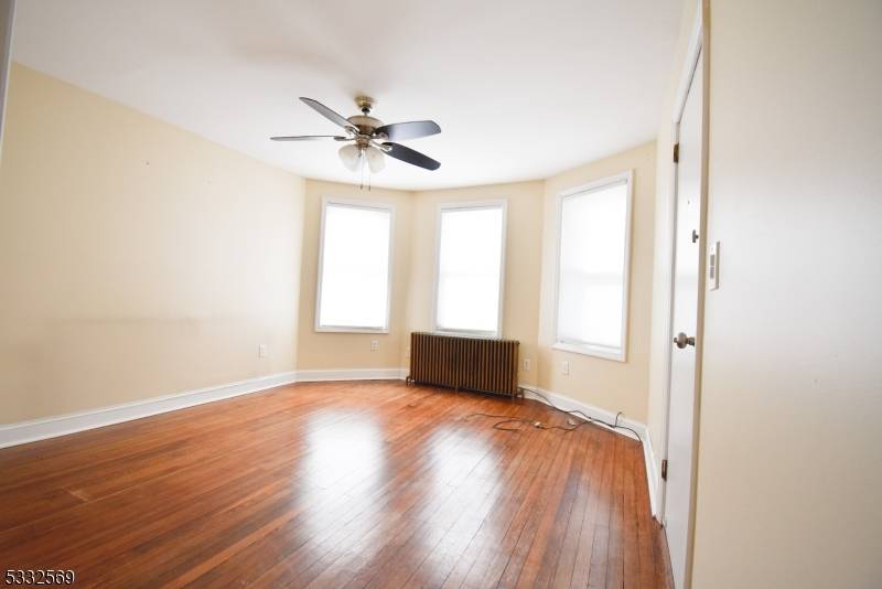 Haledon Boro, NJ 07508,18 Buschmann Ave