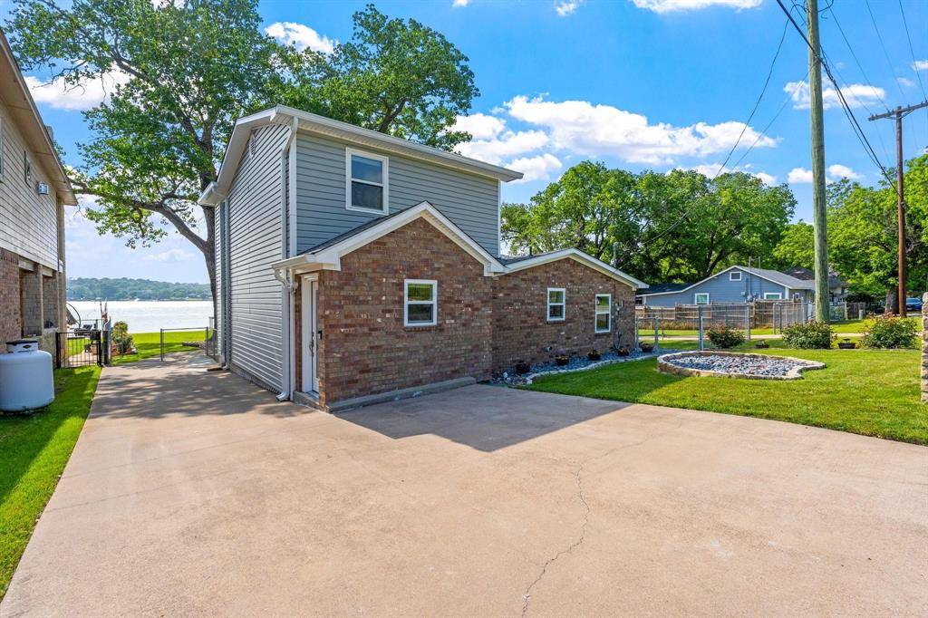 Weatherford, TX 76087,1941 E Lake Drive