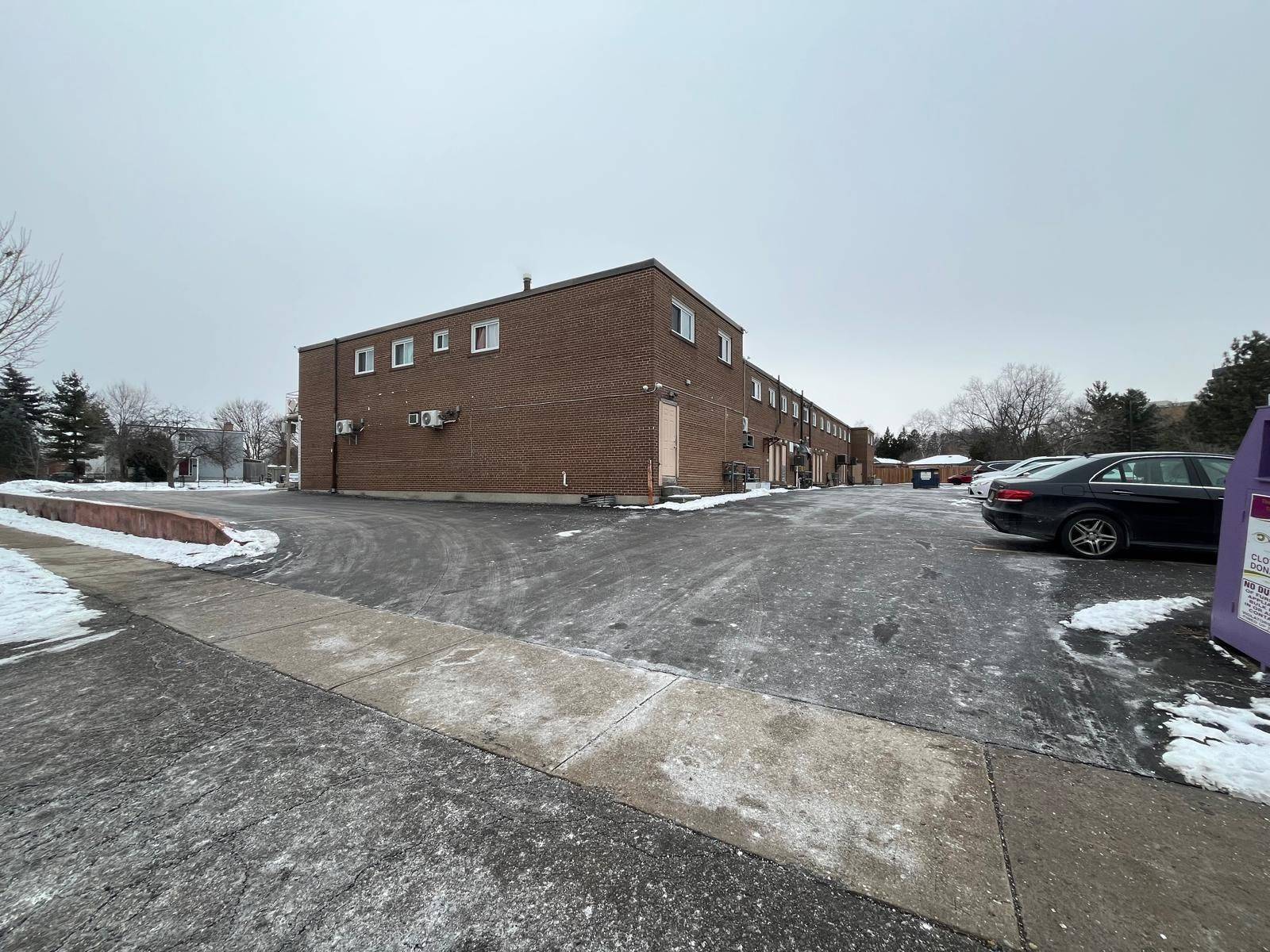 Mississauga, ON L5J 3S8,2201 Bostock CRES