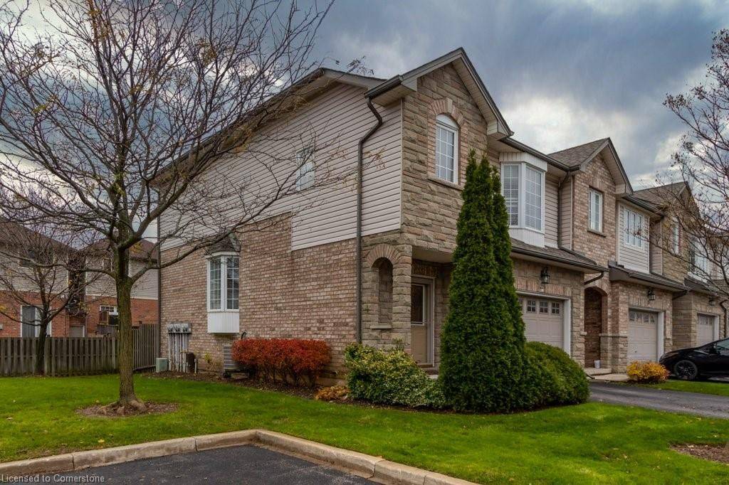 Hamilton, ON L9K 1R5,232 STONEHENGE DR #35