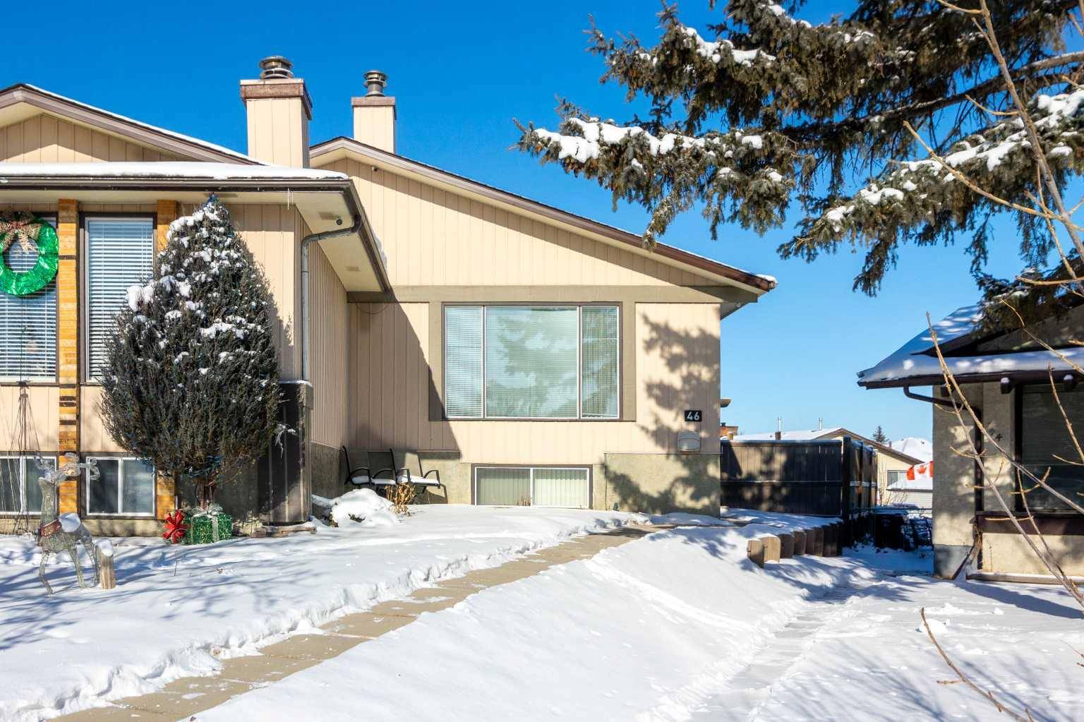 Calgary, AB T3K 1B3,46 Berkley Close NW