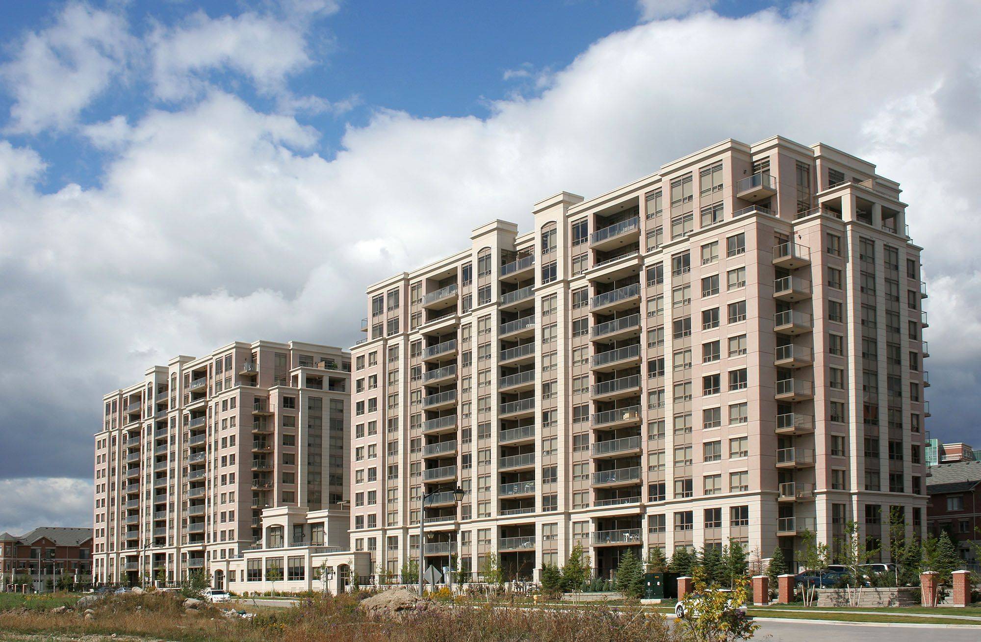 Markham, ON L3T 0A6,39 Galleria Pkwy