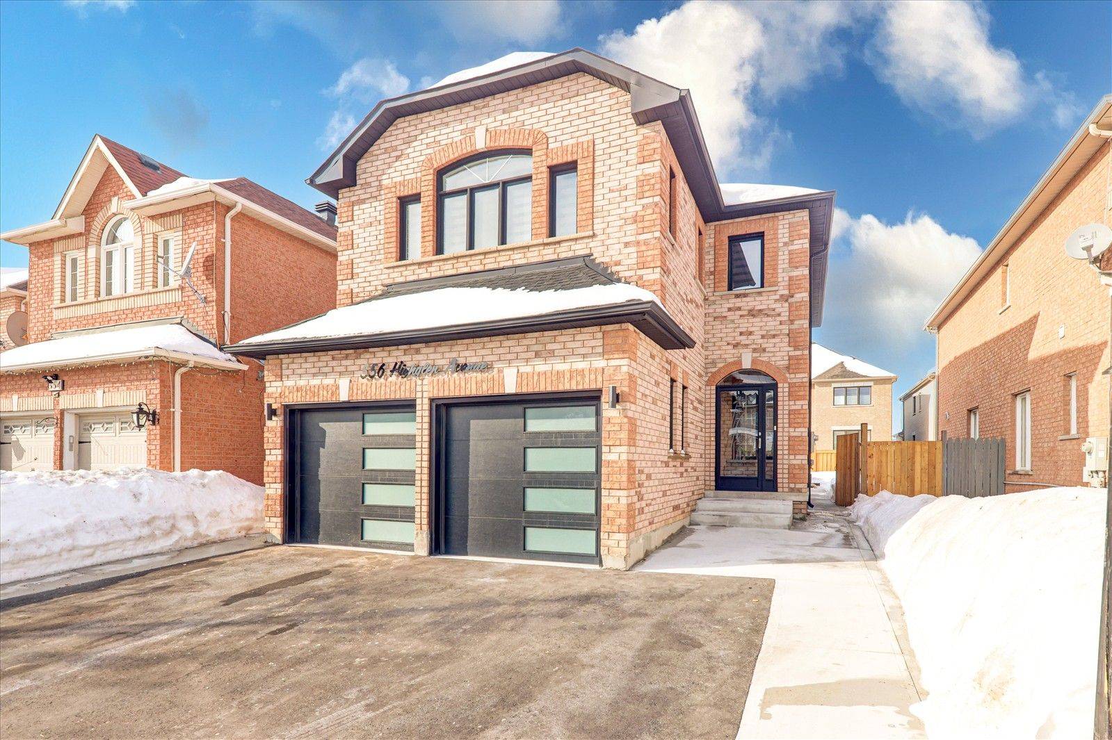 Markham, ON L3S 4N3,556 Highglen AVE