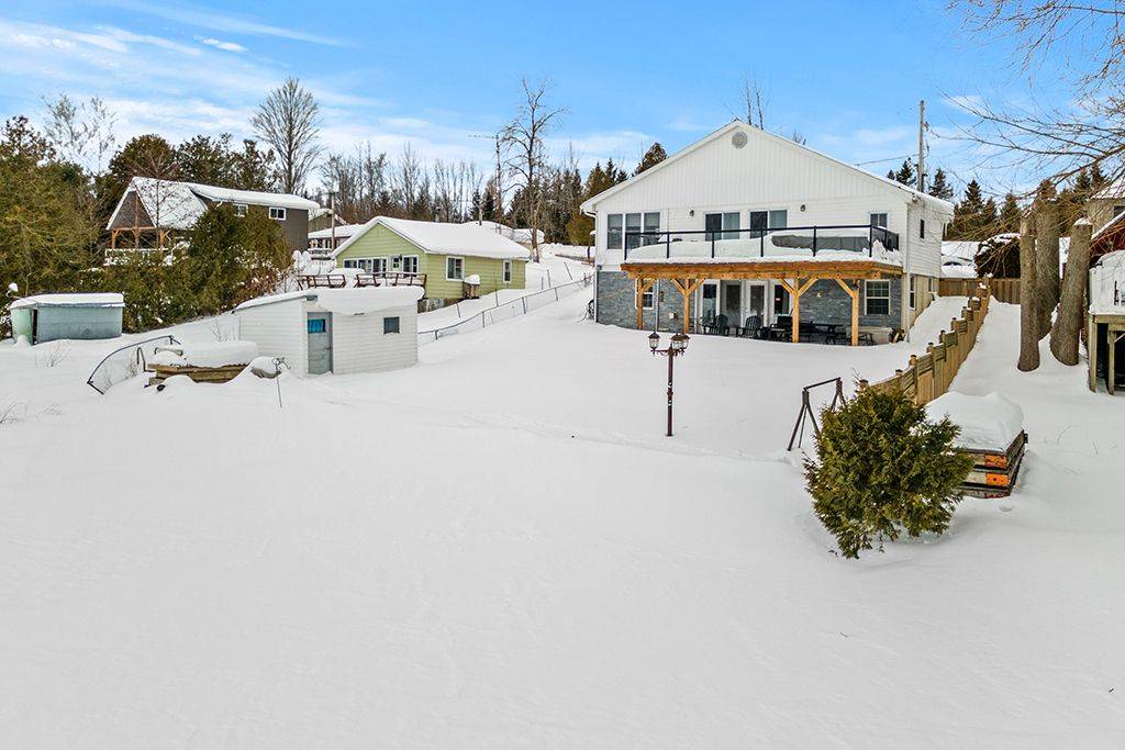 South Bruce Peninsula, ON N0H 1A0,48 Island View DR N