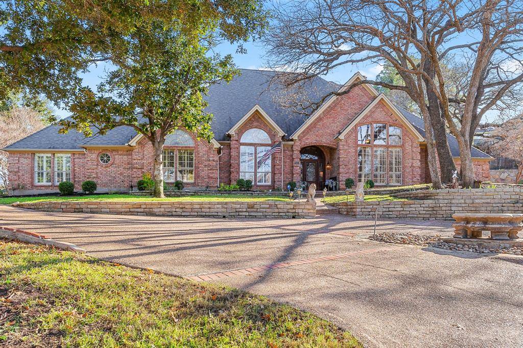 Colleyville, TX 76034,905 Briar Ridge Drive