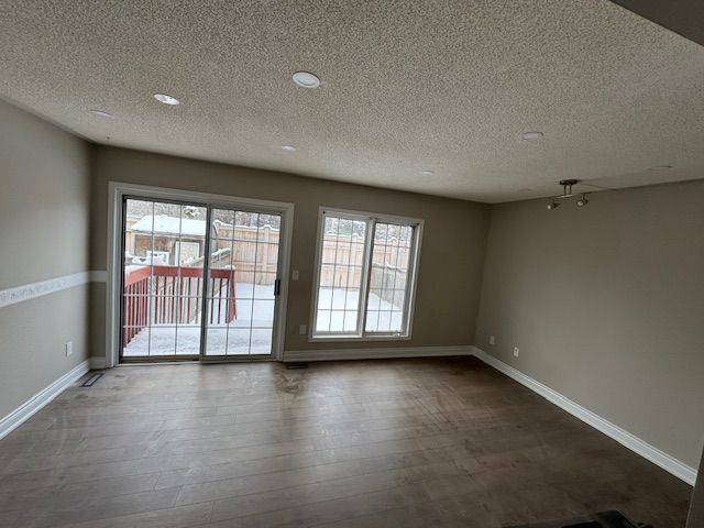 Mississauga, ON L5N 8B6,1342 Quest CIR