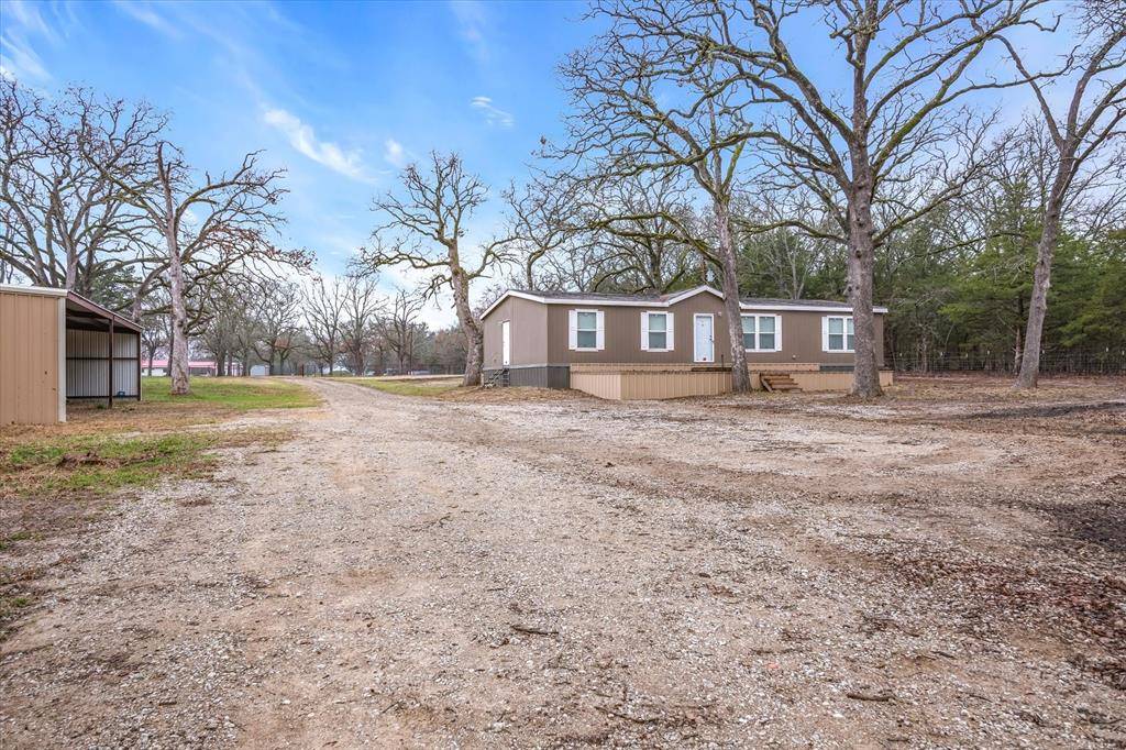 Quinlan, TX 75474,5741 County Road 3515