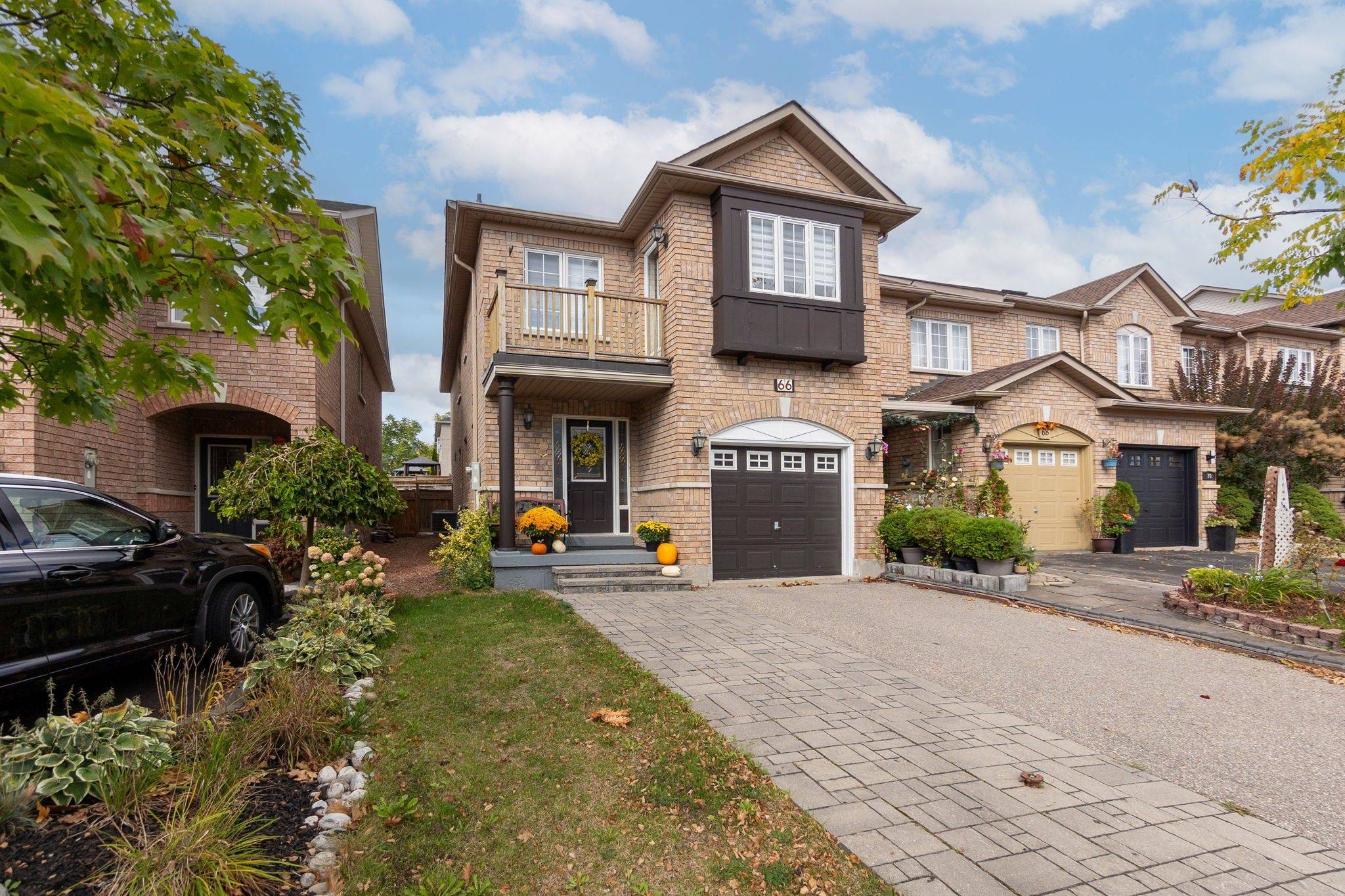 Vaughan, ON L6A 3S5,66 Lodgeway DR