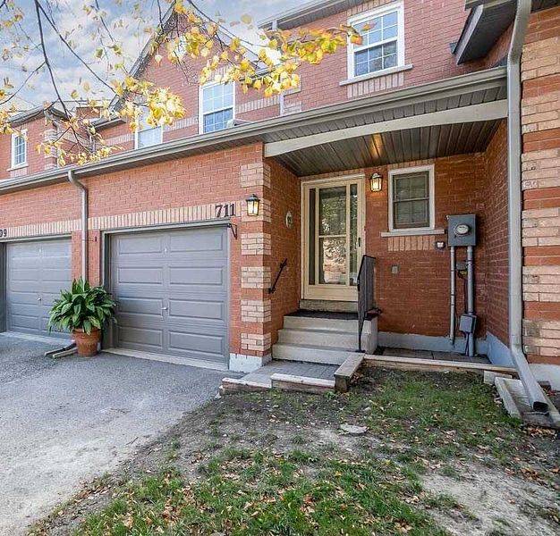 Newmarket, ON L3X 1W5,711 Caradonna CRES