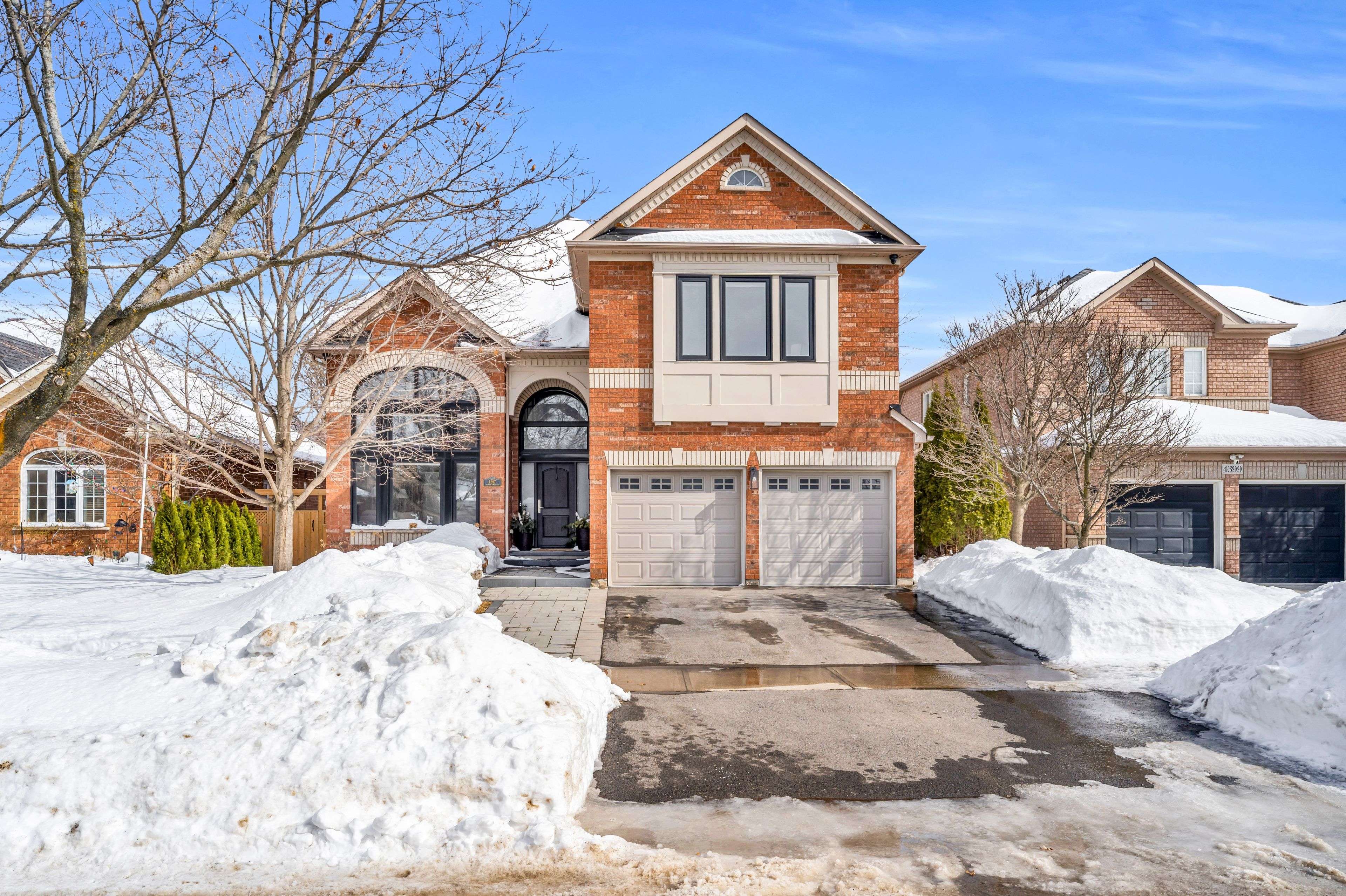 Burlington, ON L7M 4R2,4397 Latimer CRES