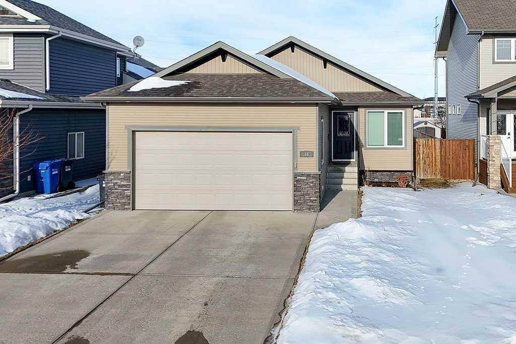 Red Deer, AB T4R 0H6,16 Vincent Close