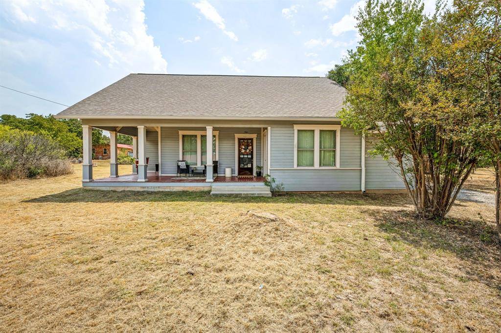 De Leon, TX 76444,632 E Labadie Avenue