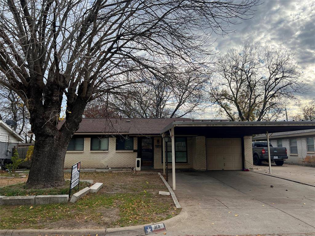 Everman, TX 76140,817 W Barron Avenue