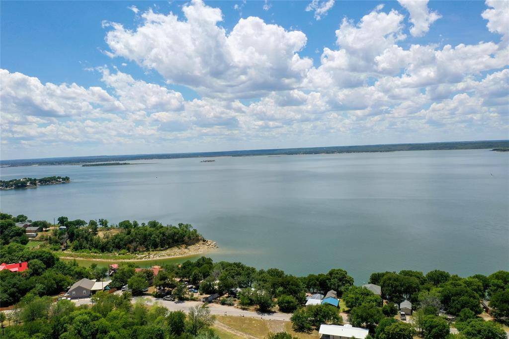 Lake Bridgeport, TX 76426,913 Mesquite Point