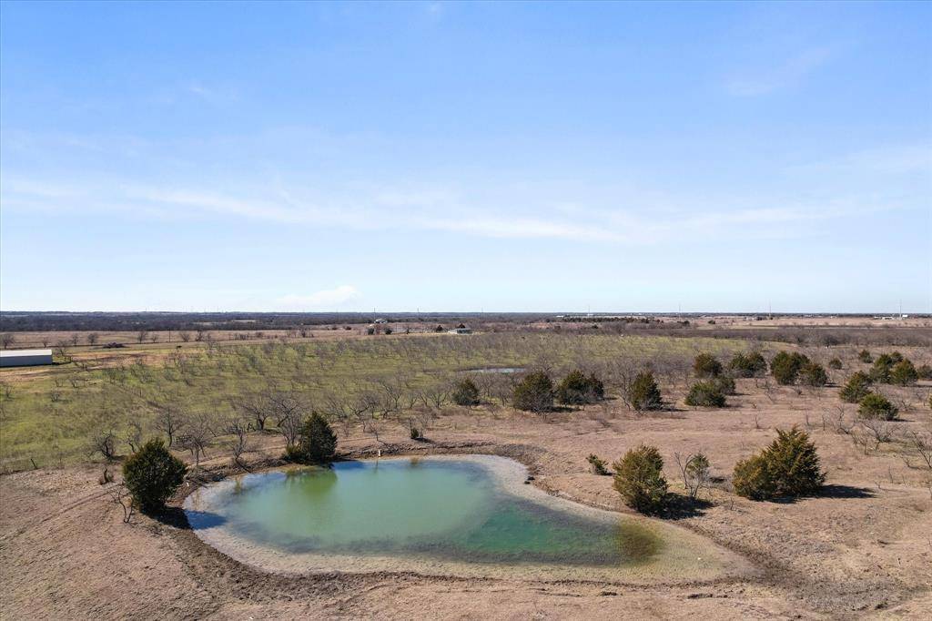 Barry, TX 75102,10120 W State Highway 31