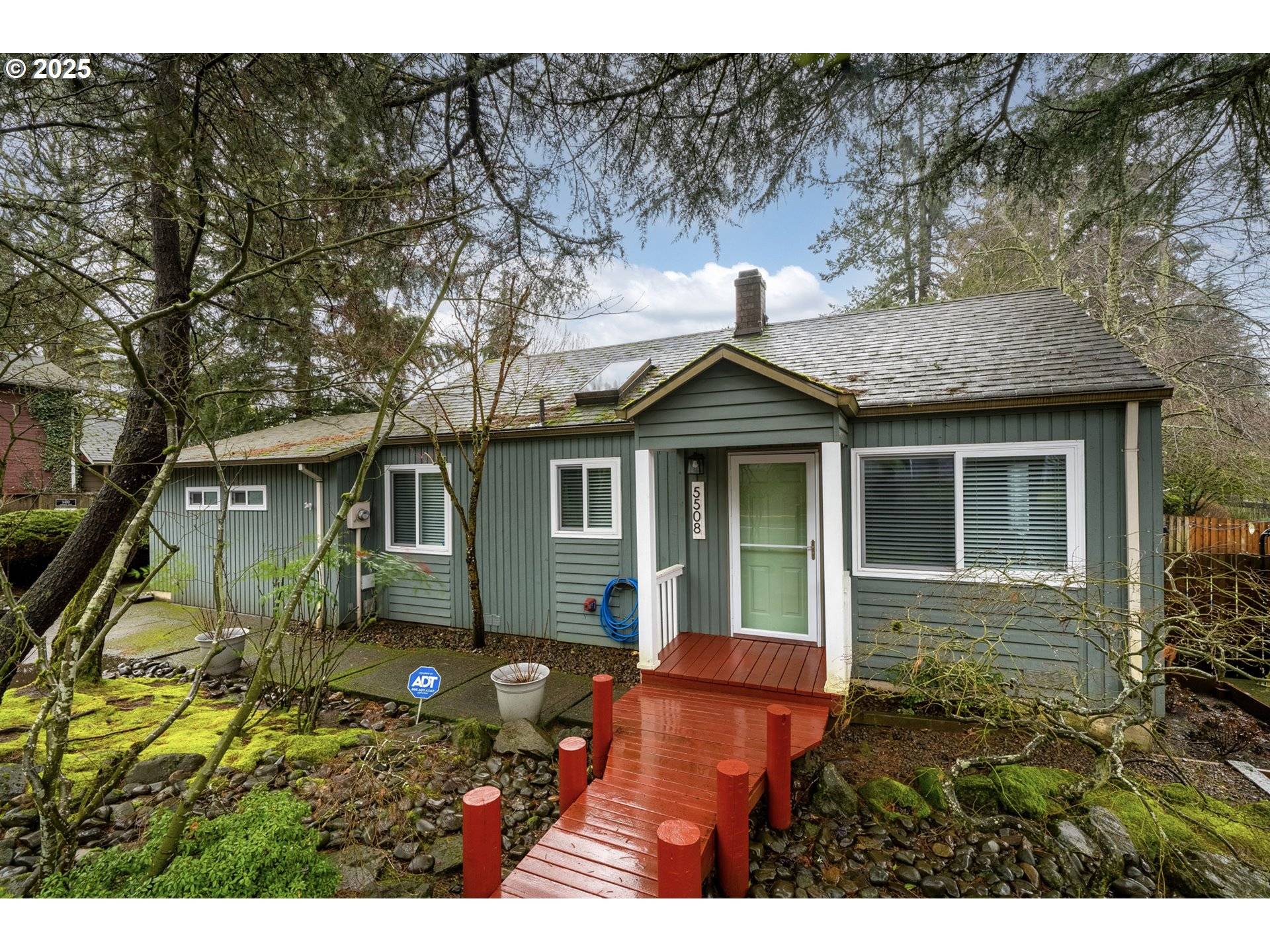 Portland, OR 97221,5508 SW CAMERON RD