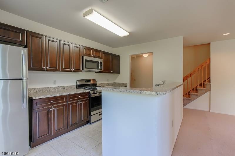 Parsippany-troy Hills Twp., NJ 07950,2216 Gates Court #2304