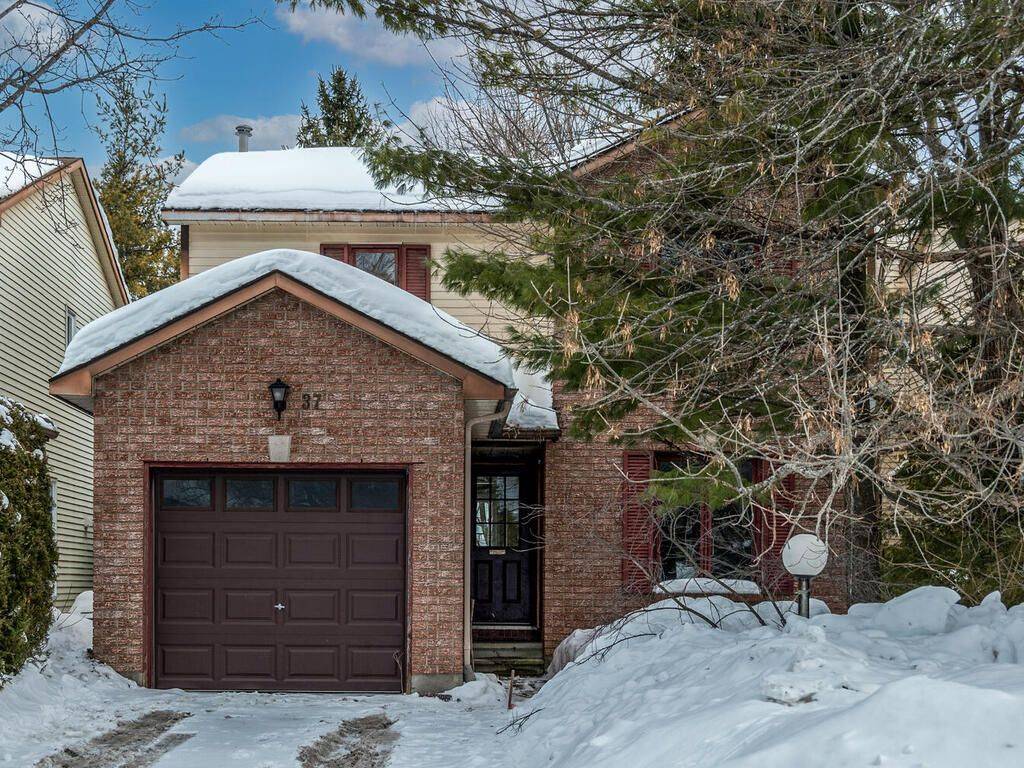 Stittsville - Munster - Richmond, ON K2S 1H5,37 Denham WAY