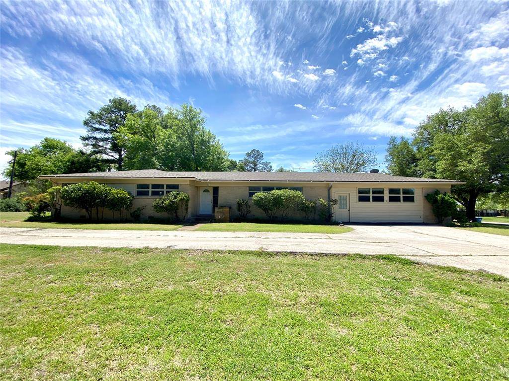 Cross Plains, TX 76443,125 W Cypress Street