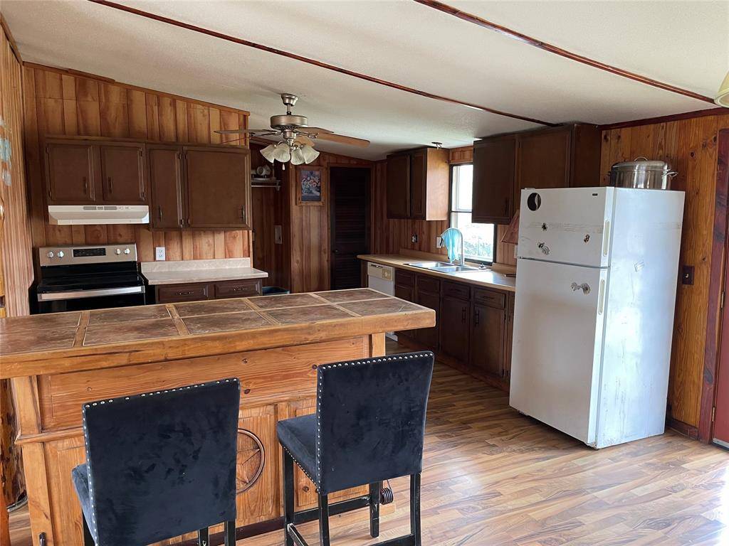 Groesbeck, TX 76642,842 PR 5522