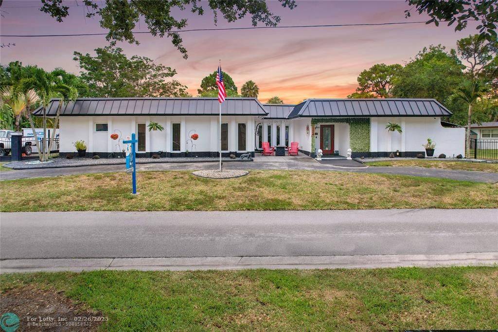 Margate, FL 33063,124 E Palm Dr