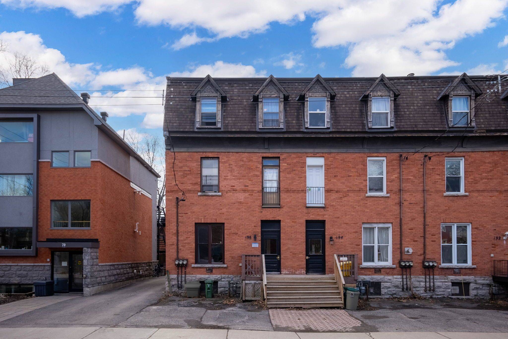 Lower Town - Sandy Hill, ON K1N 6S8,196 OSGOODE ST