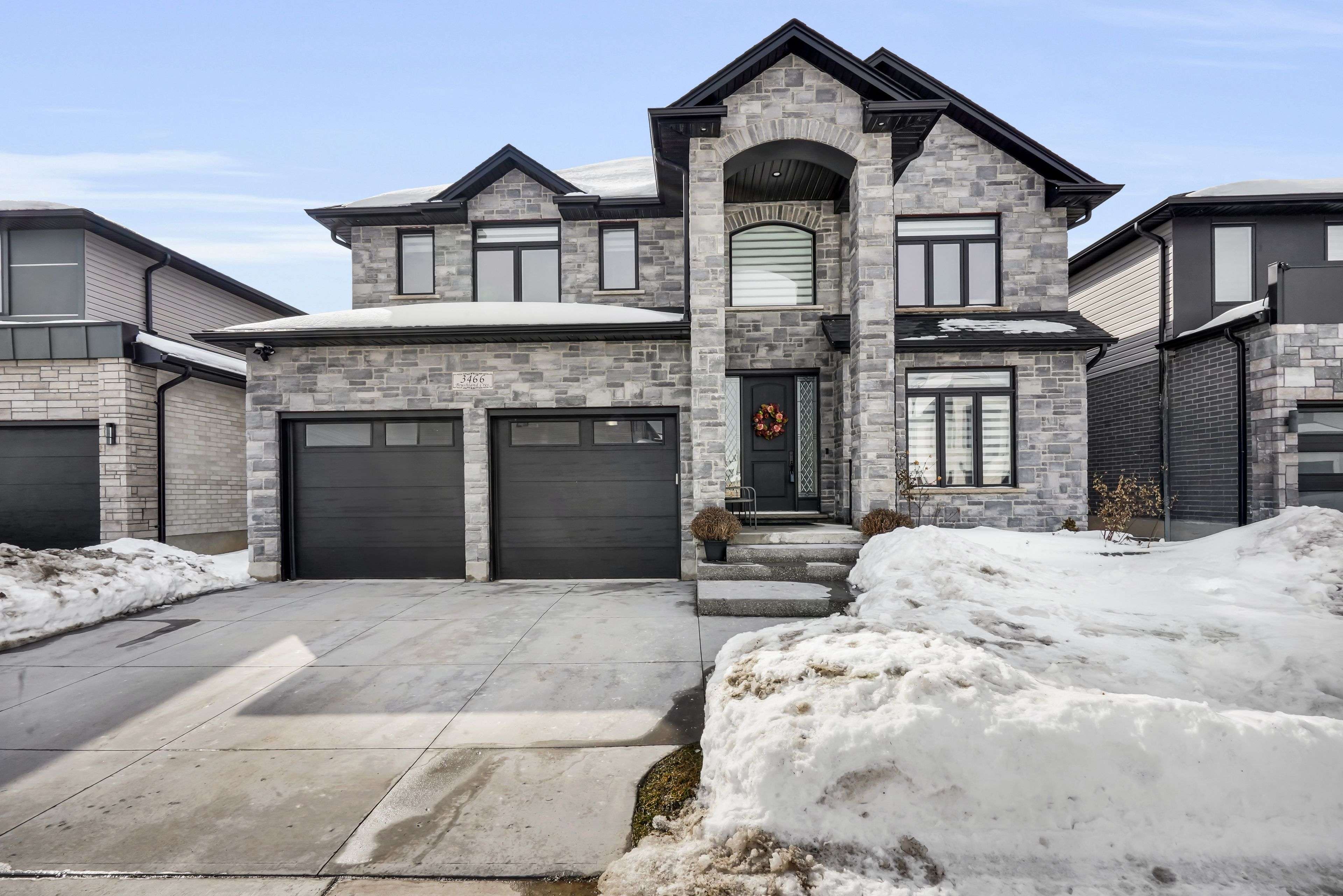 London, ON N6P 0H2,3466 Brushland CRES