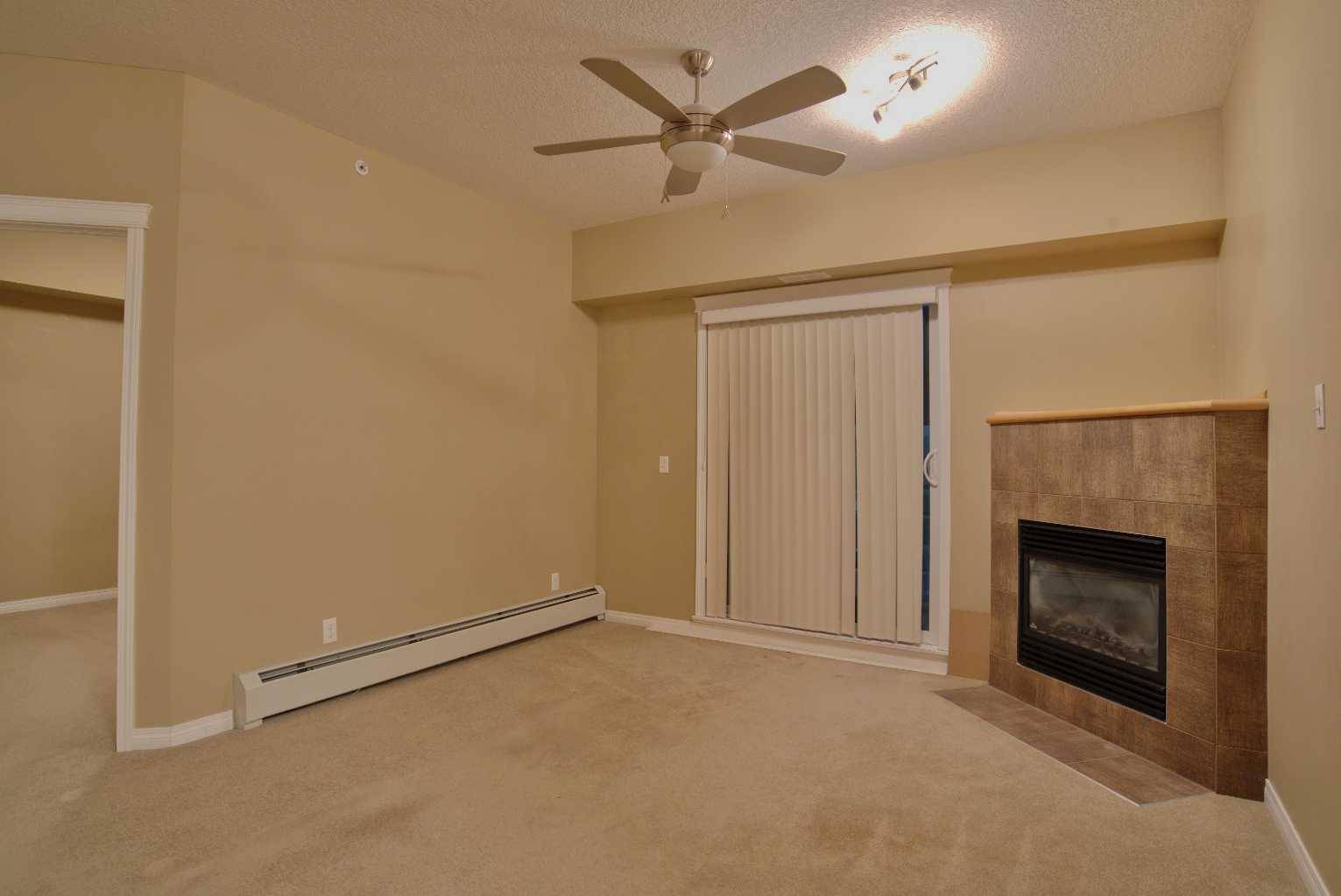 Calgary, AB T3K 0W5,10 Country Village PARK NE #3417