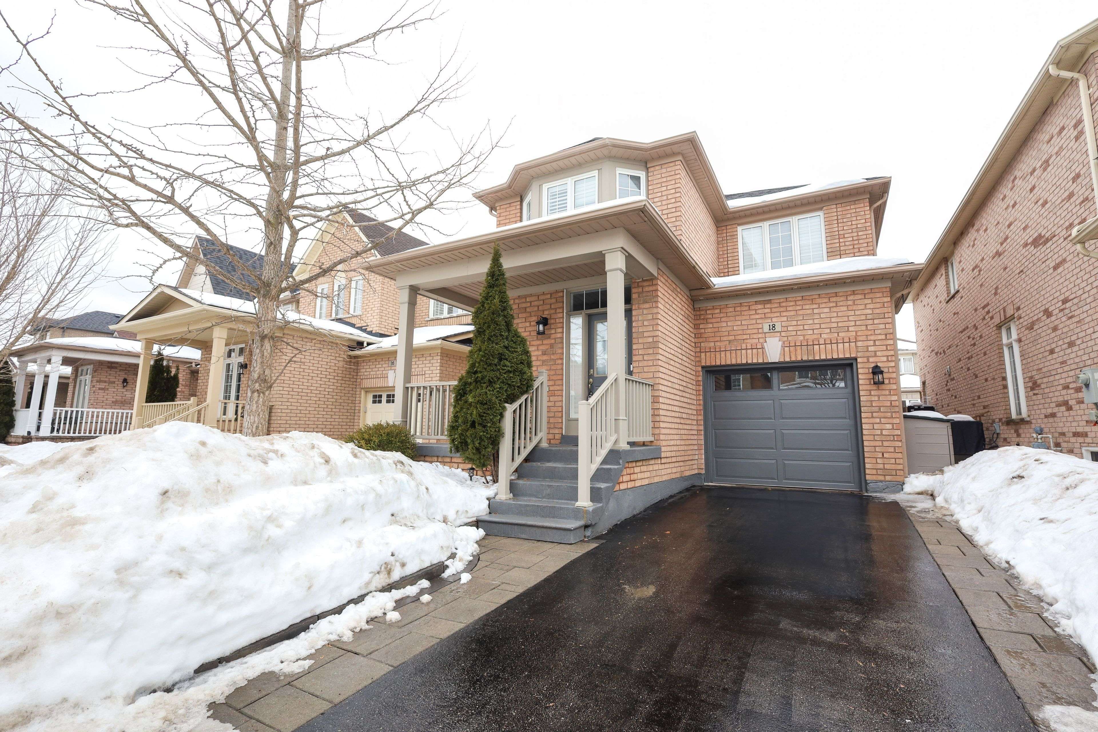 Markham, ON L6E 1L6,18 Clover ST