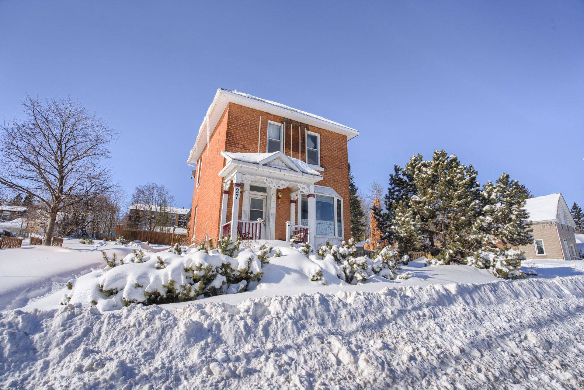 Whitewater Region, ON K0J 1K0,27 Pembroke ST