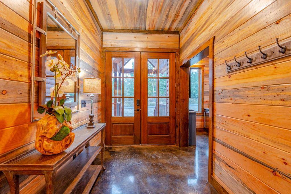 Broken Bow, OK 74728,1080 N Lukfata Trail Road