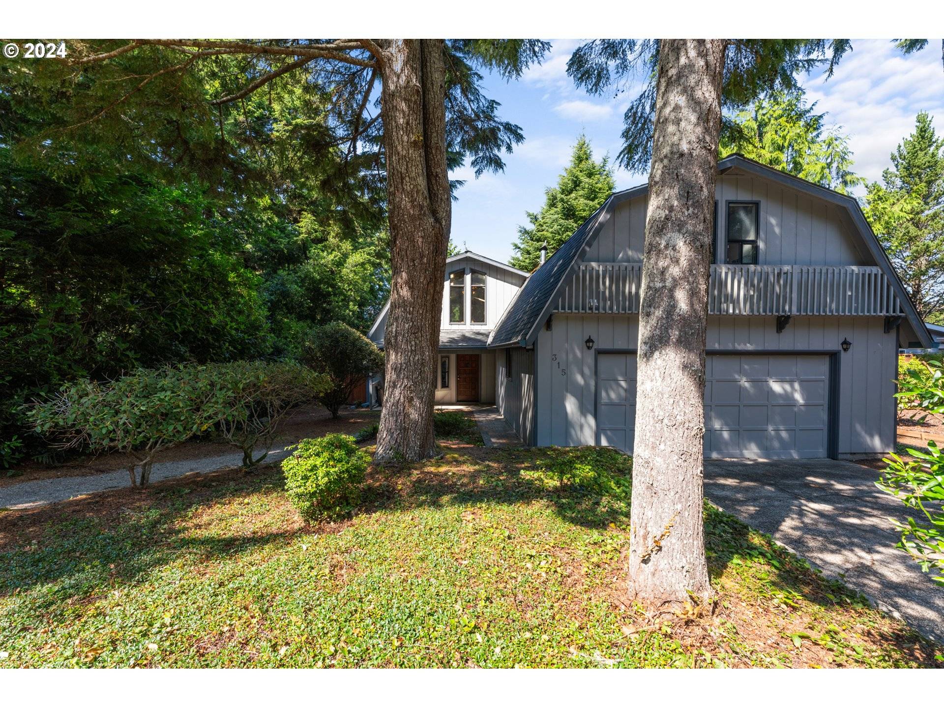 Lincoln City, OR 97367,315 SEAGROVE LOOP
