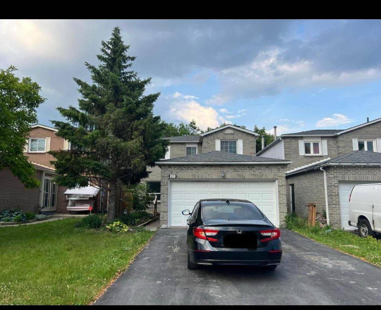 Pickering, ON L1X 1Y6,2073 DUBERRY DR