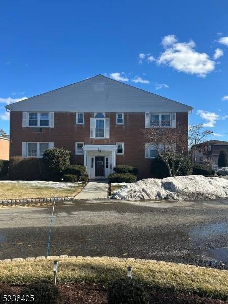 Clifton City, NJ 07013,565 Grove St    Apt  D 012 #012