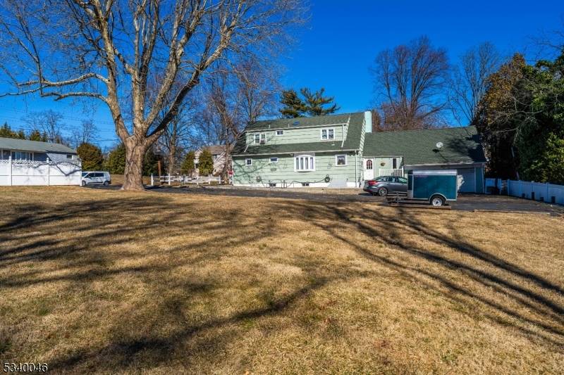 Clark Twp., NJ 07066,843 Lake Ave