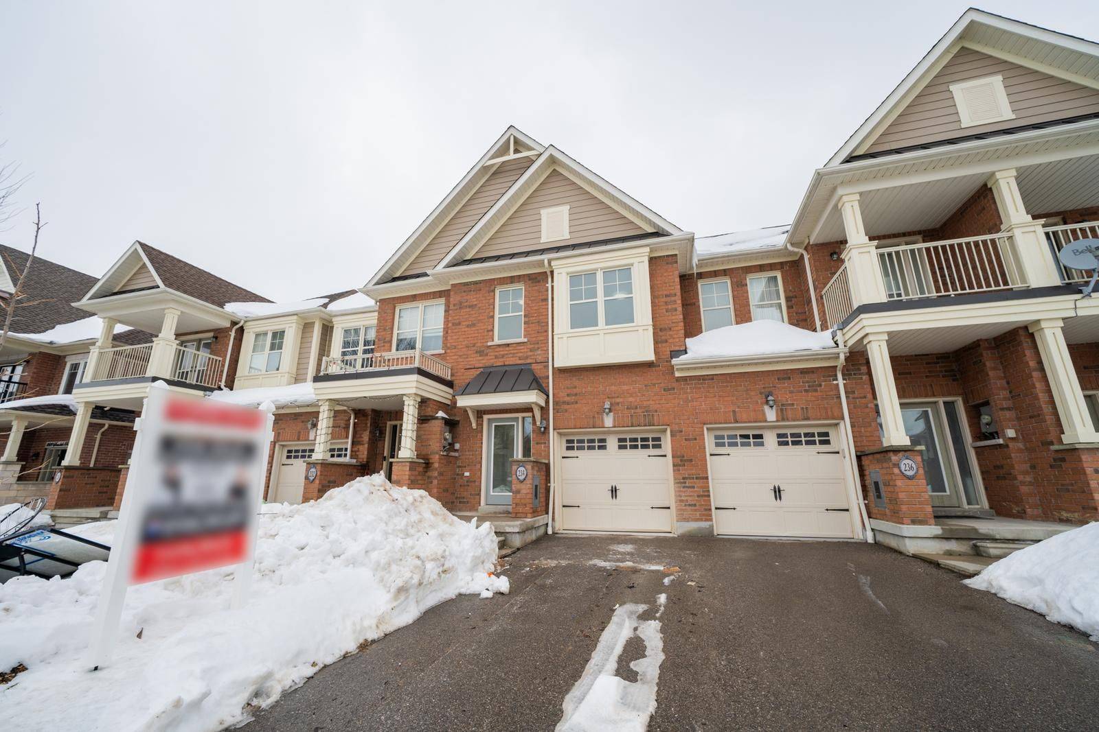 Whitchurch-stouffville, ON L4A 0Y4,234 Sandale RD