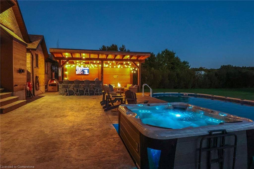 West Lincoln, ON L0R 1Y0,2481 Meadow CT